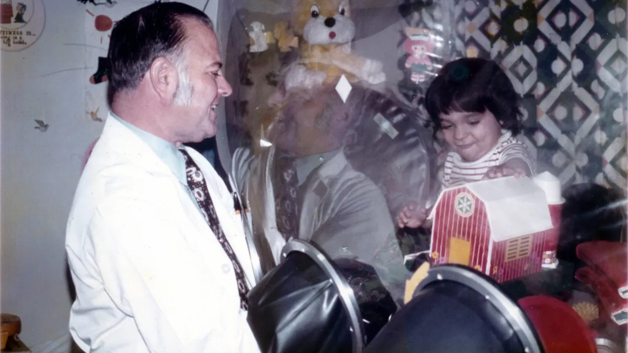 Bir balonun içinde büyümek: David Vetter’in yürek burkan hikayesi