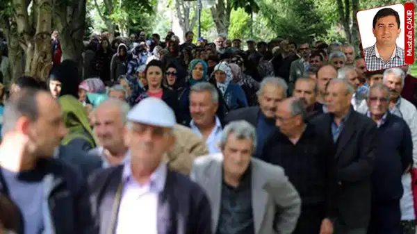 butce giderlerindeki artisin gerekcesi maaslardaki artis ve ikramiye gosterildi fatura yine emekci ve emekliye ZuA63mF5.jpg