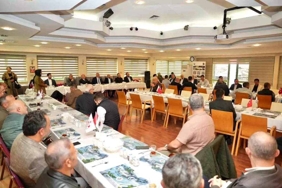 Düzce İnşaat Müteahhitleri Sektörel Sorunları Görüştü