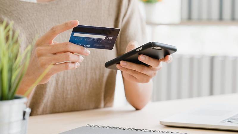 duzenli odemeler kart limitini dikkatli kullanmak kredi notu nasil artirilir 76irF5wl.jpg