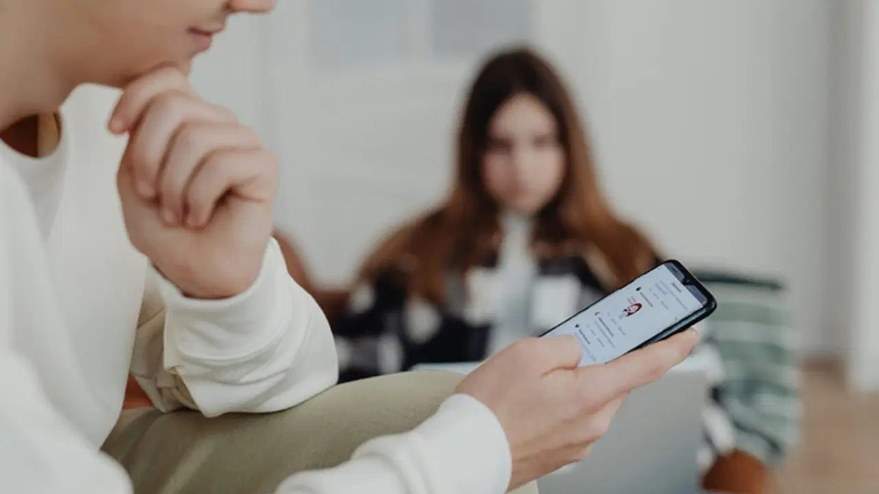 Uzmanlar uyarıyor: Dijital bağımlılık halk sağlığı sorununa dönüşüyor