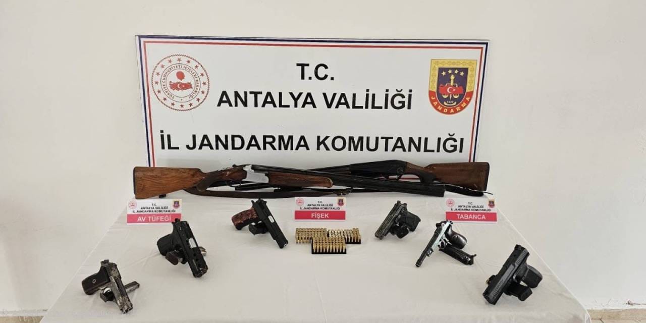 Antalya’da silah kaçakçılarına operasyon: 9 şüpheli yakalandı