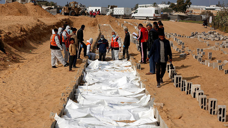 Gazze’deki ‘kimsesizler’ toprağa verildi