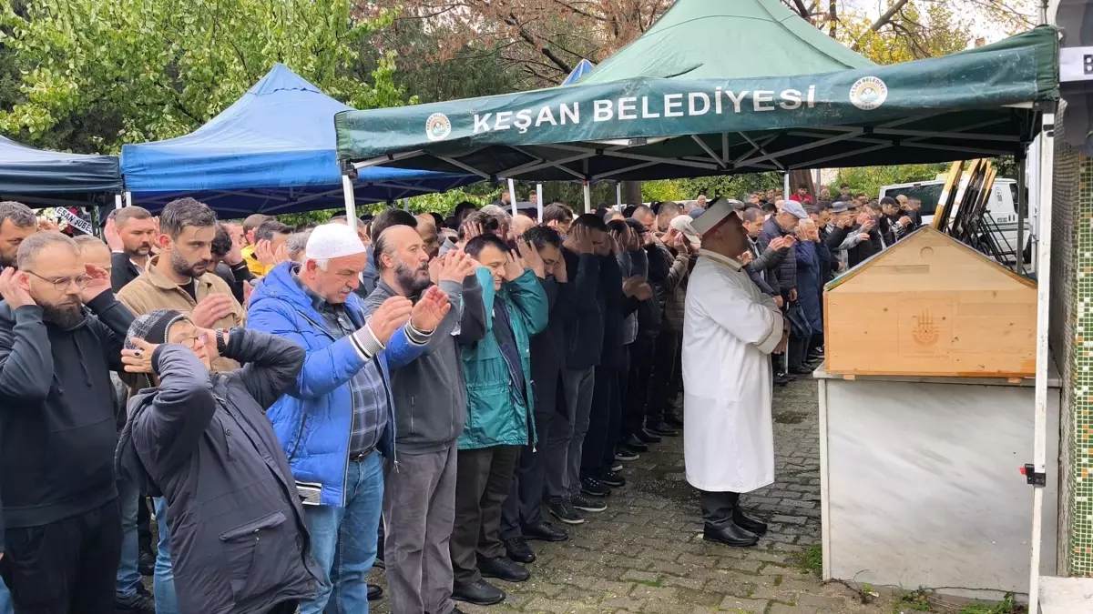 İş İnsanı Uğur Selvi Son Yolculuğuna Uğurlandı