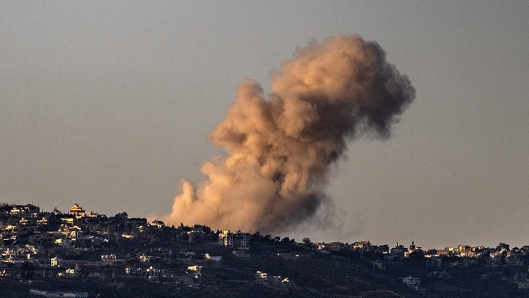 İsrail’den Lübnan’ın güneyine peş peşe hava saldırıları