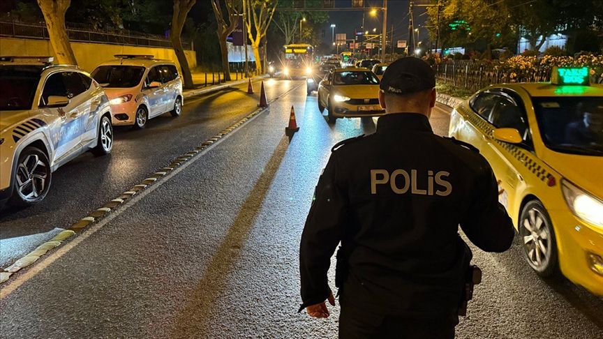 İstanbul polisinden kent genelinde “huzur uygulaması”