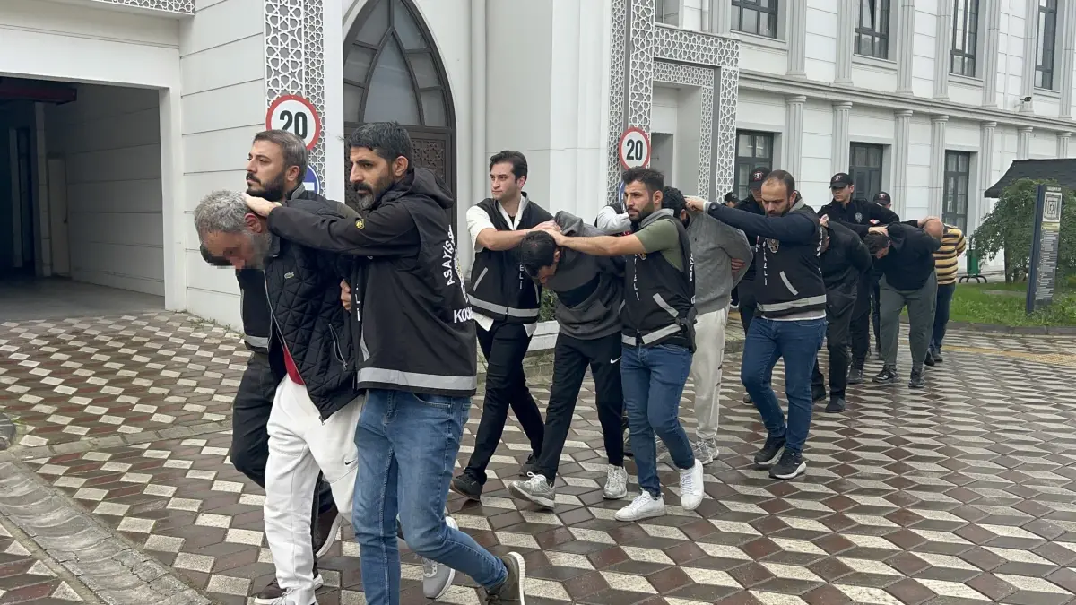 Kocaeli’deki Kozmetik Fabrikası Yangınında 11 Şüpheli Adliyeye Sevk Edildi