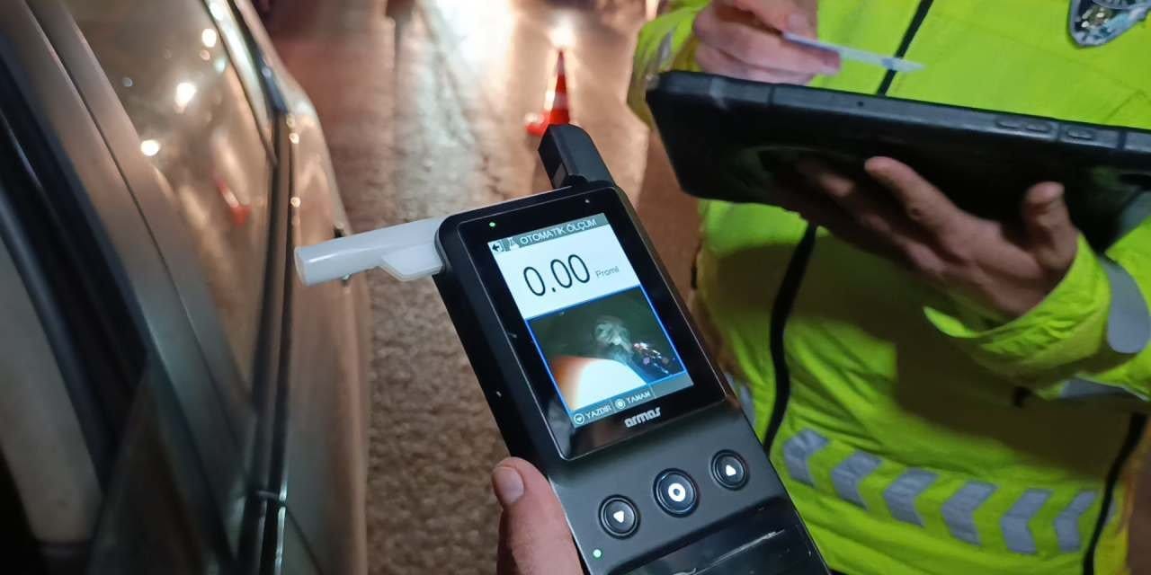 Adana’da trafik denetimi: Yaklaşık 500 bin lira ceza yazıldı