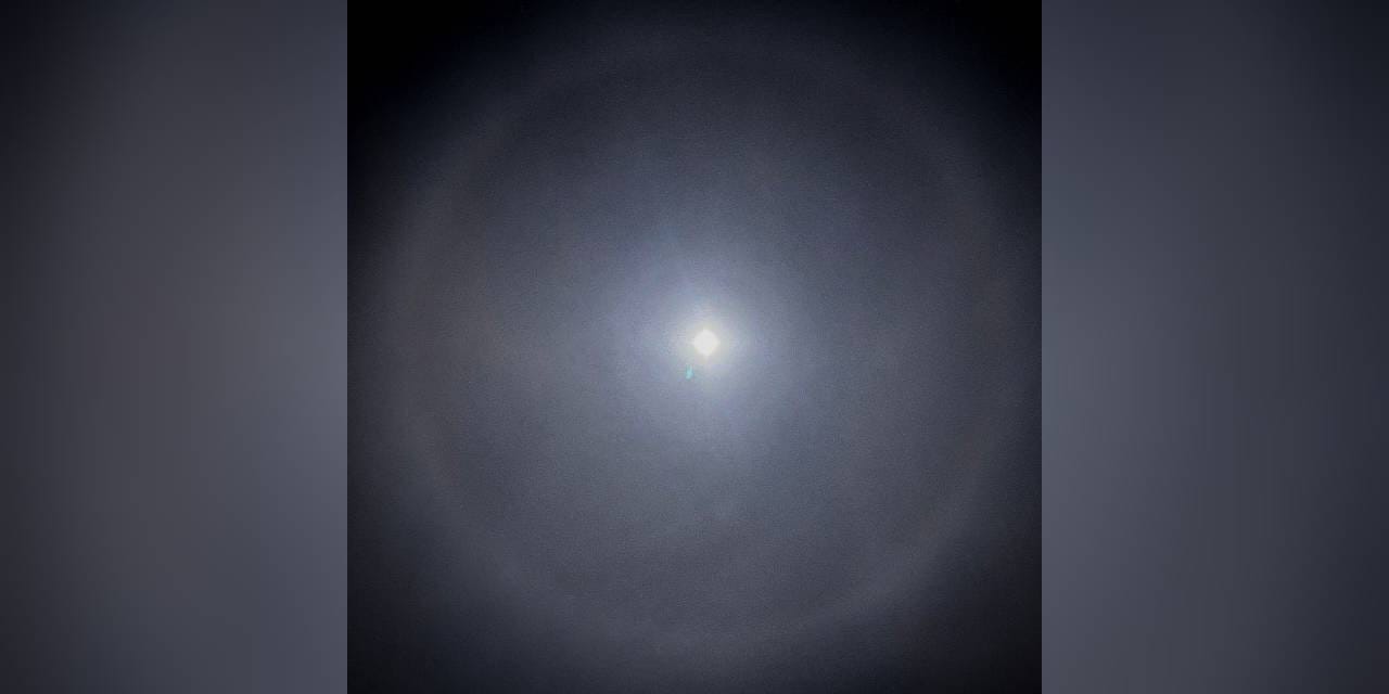 Biri dün gece biri bu sabah oldu! İstanbul semalarında kartpostallık görüntüler