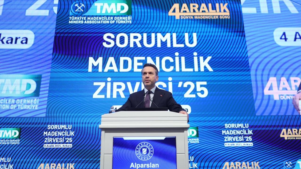 Enerjide dev hamle! 7’nci nesil sondaj gemisi filoya katıldı Bakan Bayraktar’dan müjde!