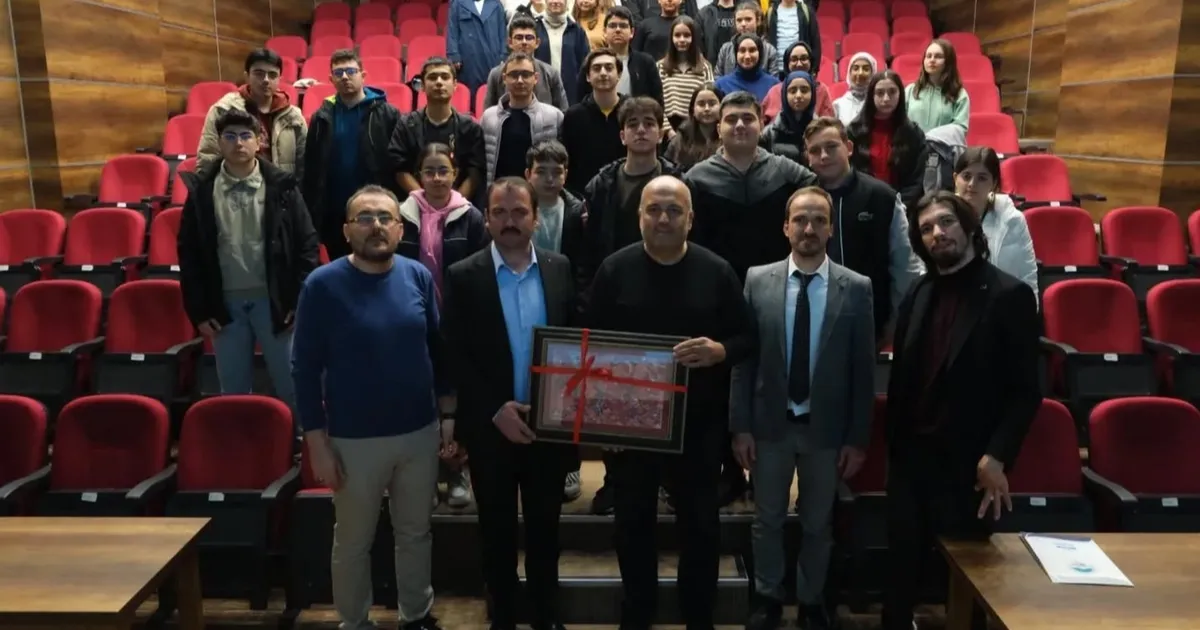 Kayseri Büyükşehir’den gençlere Matematik Kampı