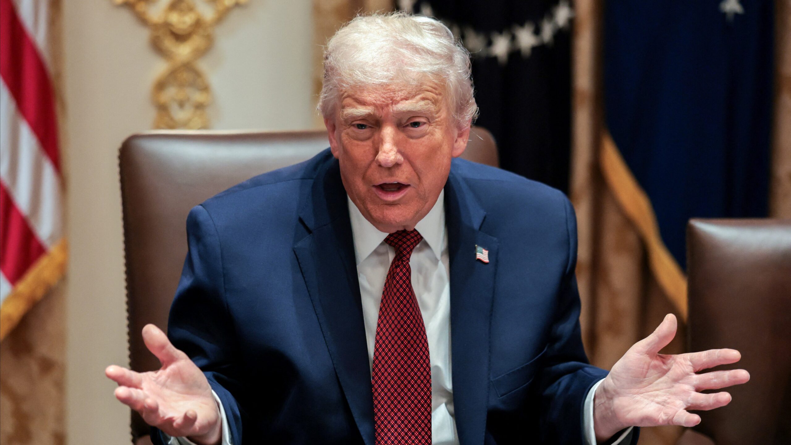 Trump, X’e ceza kesen AB’ye öfkeli. “Hiç memnun değilim”