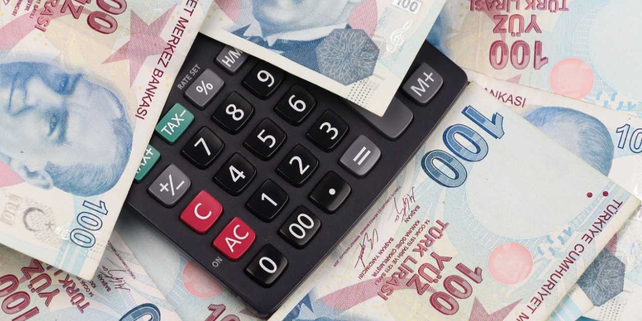 Üst düzey bürokrata zamma tepkiler büyüyor! Sendikalar ayakta… İşçi, emekli ne olacak?