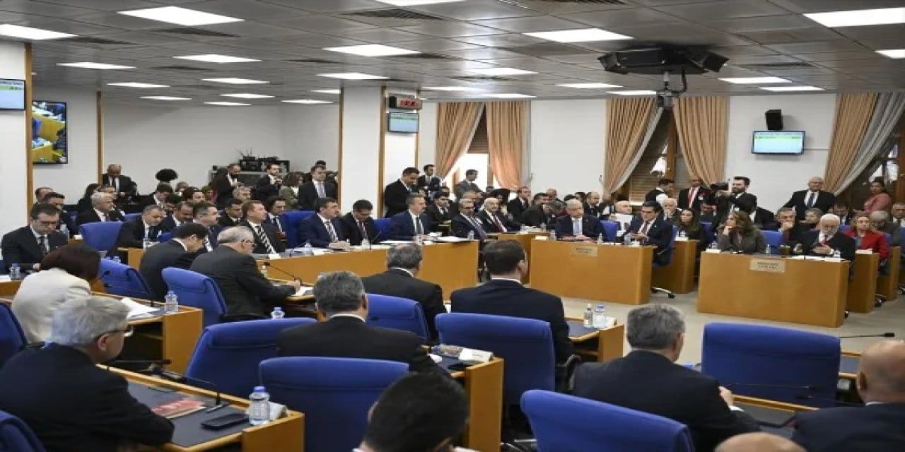 Vatandaşı isyan ettiren bürokrata seyyanen zamma CHP’den ilk açıklama