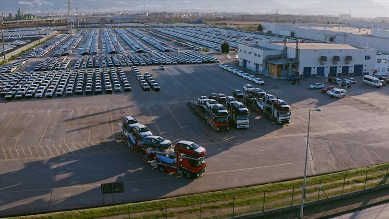 Bu ayın en fazla ihricat yapan sektörü otomotiv oldu