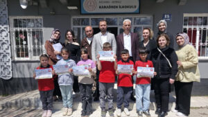 aksarayda-saglikli-cocuk-saglikli-gelecek-etkinligi-ogrencilere-saglik-elcisi-gorevi-verildi-6FDnRdi8