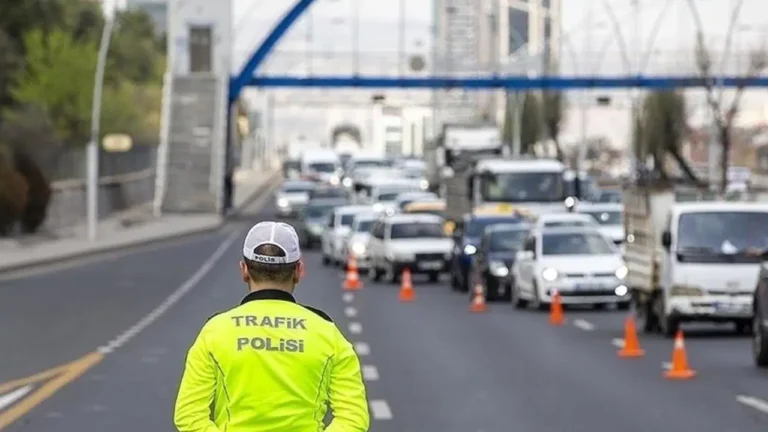 61-cumhurbaskanligi-turkiye-bisiklet-turu-ankarada-yarin-bazi-yollar-trafige-kapatilacak-xdiKKuLH